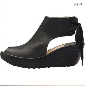 Fly London Yuzu Peep Toe Wedge EU 37 Mousse Black Lace-Up Heel